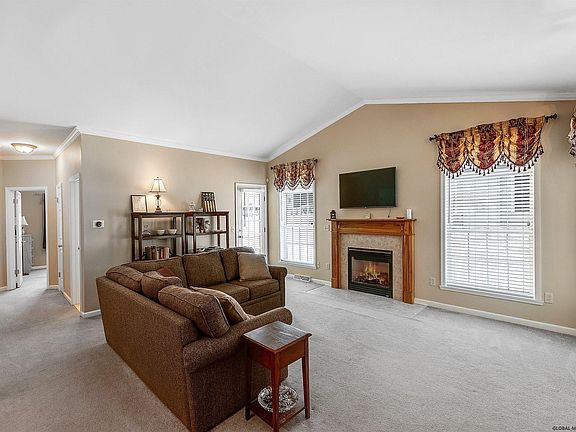 2nd image of 6 Secretariat Ln