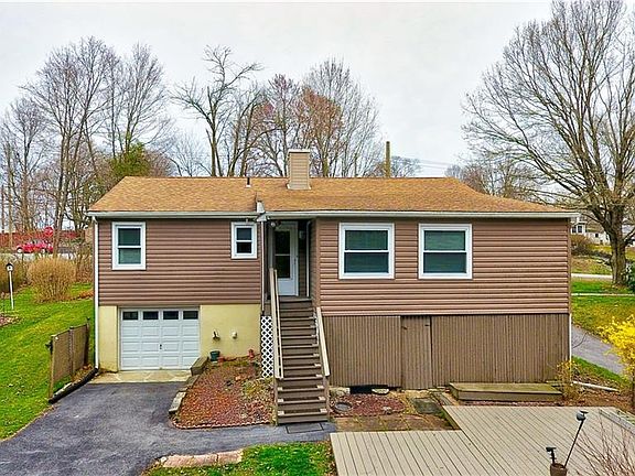 2nd image of 17 Freeland St