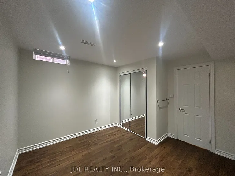 36 Bendamere Cres #BASEMENT — Photo 7