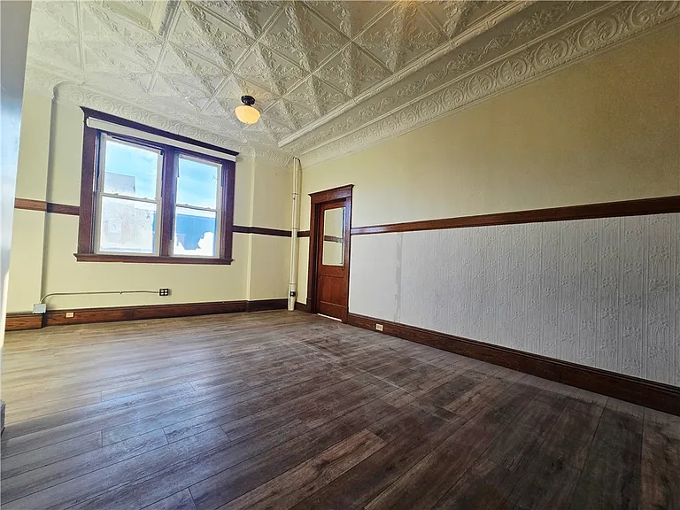 27 E Main St #204 — Photo 12