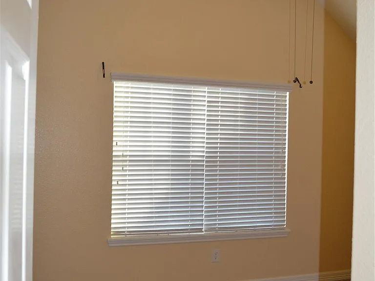 6210 Marble Hollow Ln — Photo 30