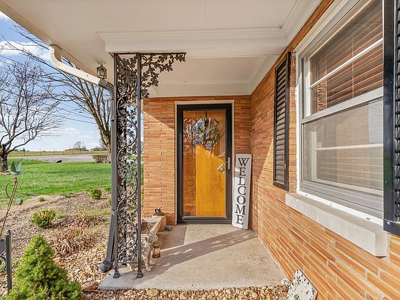 2nd image of 4540 Canton Pike