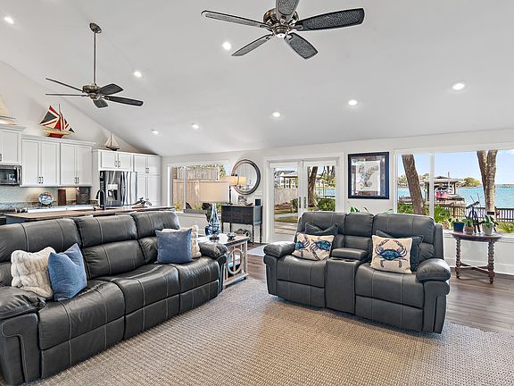 5th image of 285 Turquoise Beach Dr