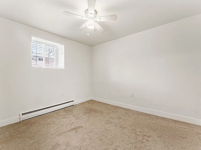1208-1218 Zephyr St — Photo 6