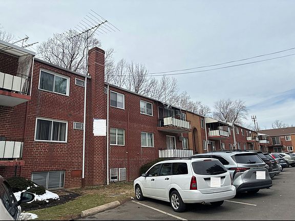 3rd image of 110 Byberry Rd APT N10