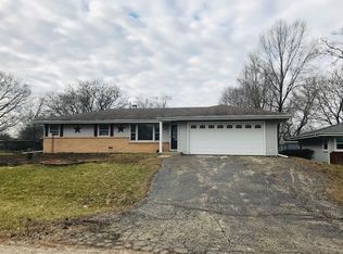 1860 Schell Dr, Rockford, IL 61109