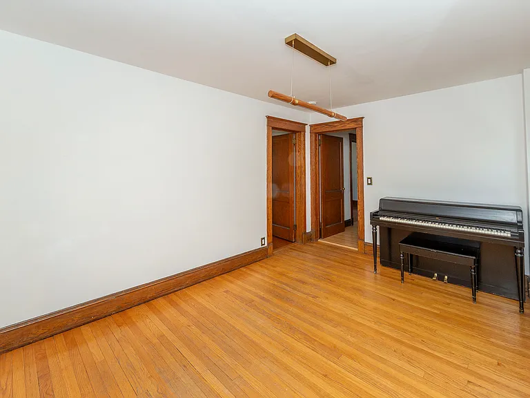 3 Memorial Ave #102 — Photo 11