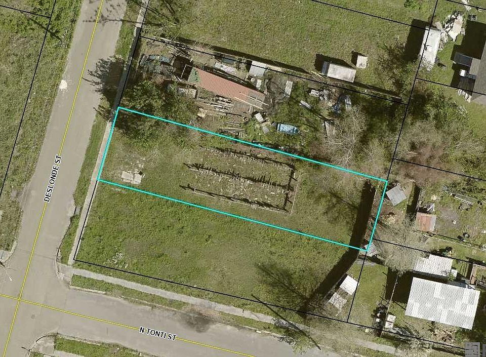 2nd image of 2307 Deslonde St