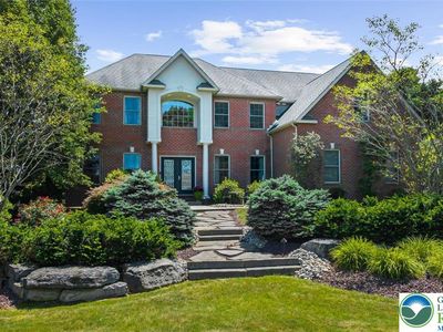 221 Sonny Dr, Wind Gap, PA, 18091