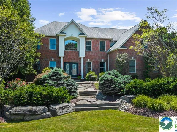221 Sonny Dr, Wind Gap, PA 18091