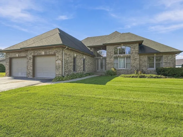 1544 Wayne Dr, Crete, IL 60417