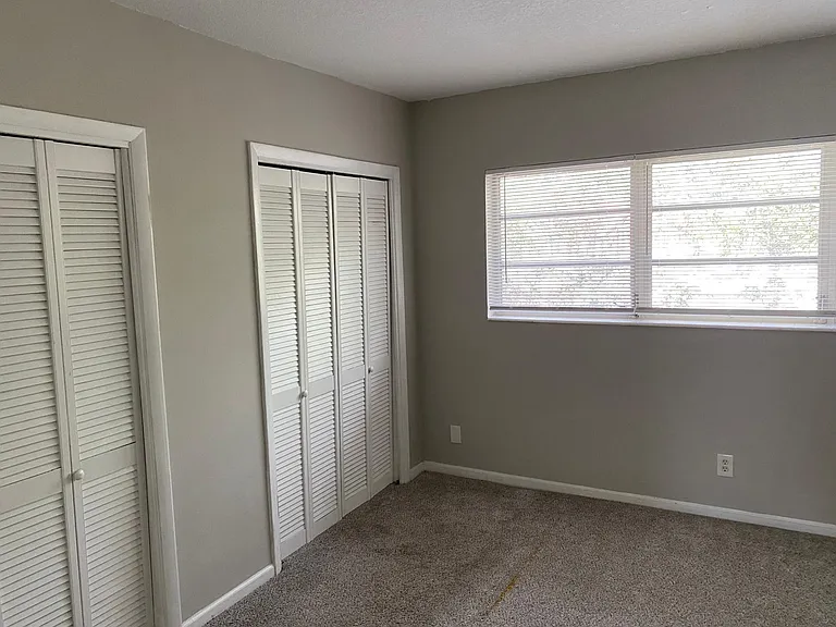 2303 S Federal Hwy #19 — Photo 11