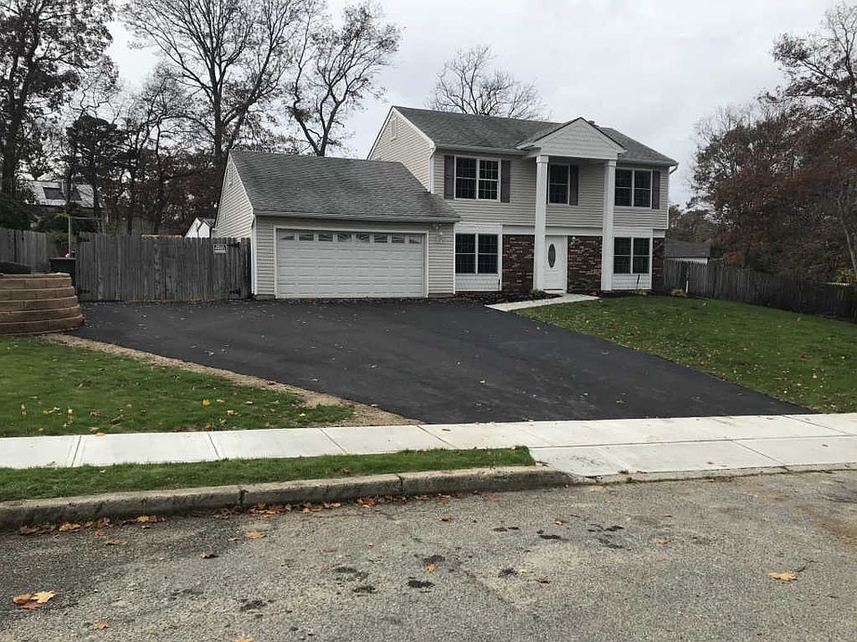 1st image of 1158 Laurel Dr