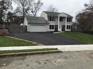 1158 Laurel Dr, Toms River, NJ 08753