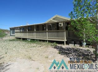 11 Midway Rd, Caballo, NM 87931