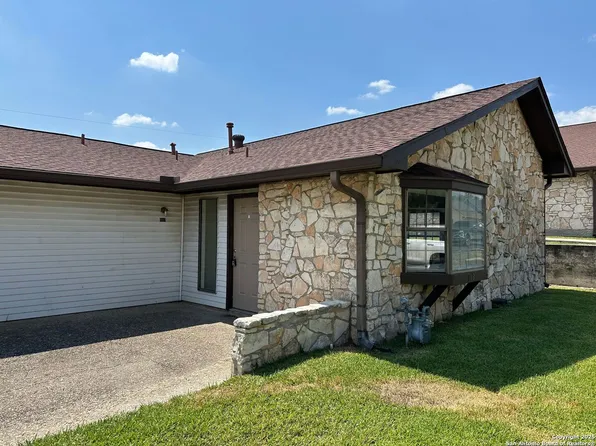 603 Oak Park #603, Boerne, TX 78006