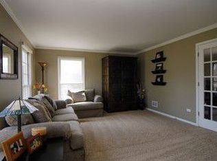68 Verne Cir, Barrington, IL