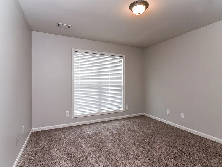 833 Creek Bottom Rd — Photo 11