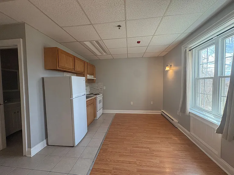 65 Plaza Ave #6 — Photo 3