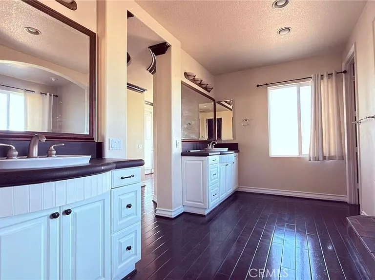 8658 Edelweiss Dr — Photo 46