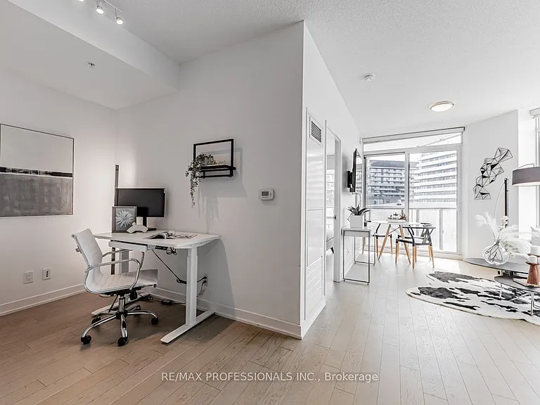 120 Bayview Ave #N303 — Photo 10
