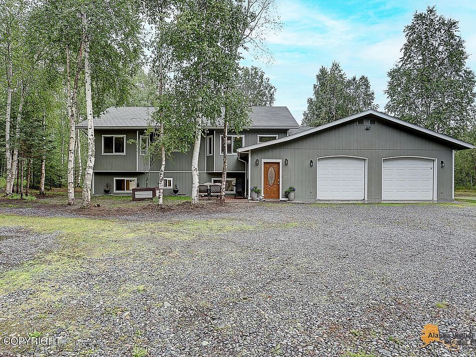 1st image of 2651 W Horseshoe Dr