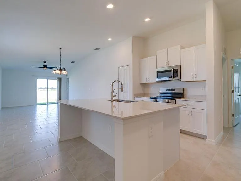 17400 Monte Isola Way — Photo 3