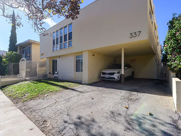 337 S Rexford Dr #1 — Photo 14