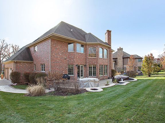 2nd image of 1321 Cypress Dr