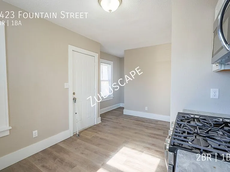 1423 Fountain St — Photo 11