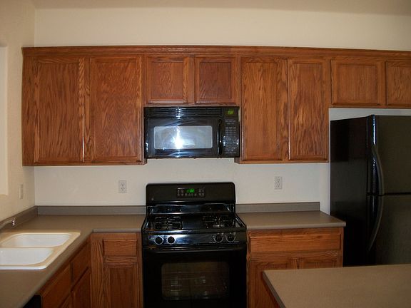 2nd image of 2925 Sandalo Ct