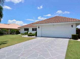 1960 Wolf Laurel Dr, Sun City Center, FL 33573