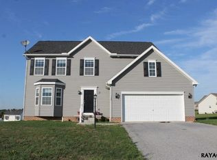 135 Quartz Ridge Dr, York, PA 17408