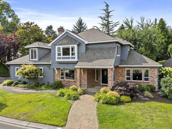 3777 Rivers Edge Dr, Lake Oswego, OR 97034