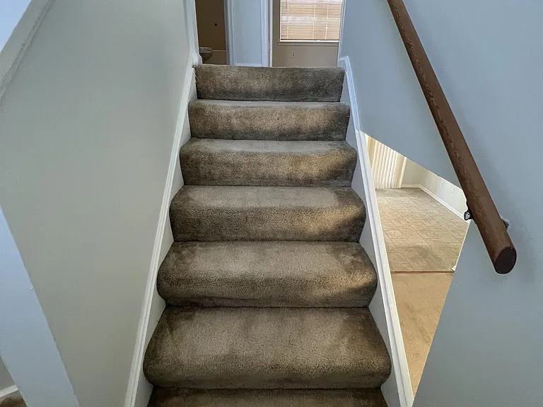 3rd set steps to upper level bedroom area