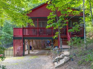 582 Deer Crossing Lane, Lenoir, NC 28645