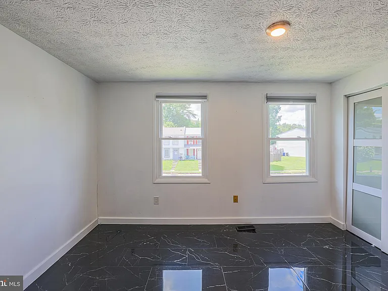 9 Stillwood Cir — Photo 32