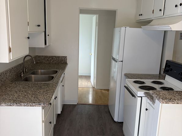 2738 Montrose Ave #6