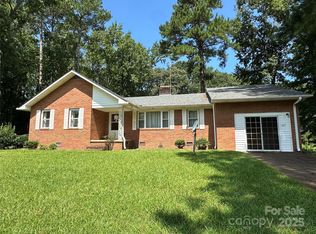 625 Teddar Rd, Mount Gilead, NC 27306