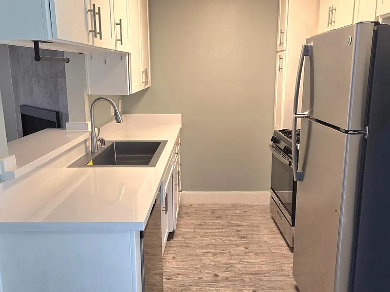 11230 Camarillo St #101 — Photo 6