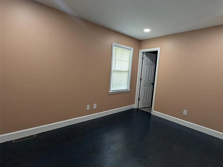 2800 Dalecrest Dr — Photo 17