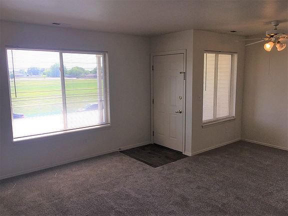 2nd image of 2709 Wildwood Cir