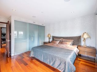 4469 W 7th Ave, Vancouver, BC V6R 1X1