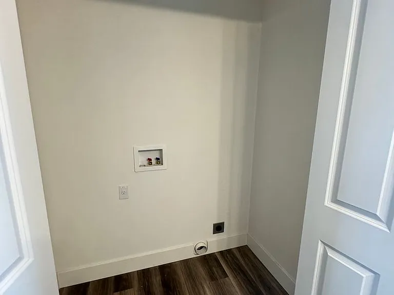 1720 NE Alameda Ave — Photo 16