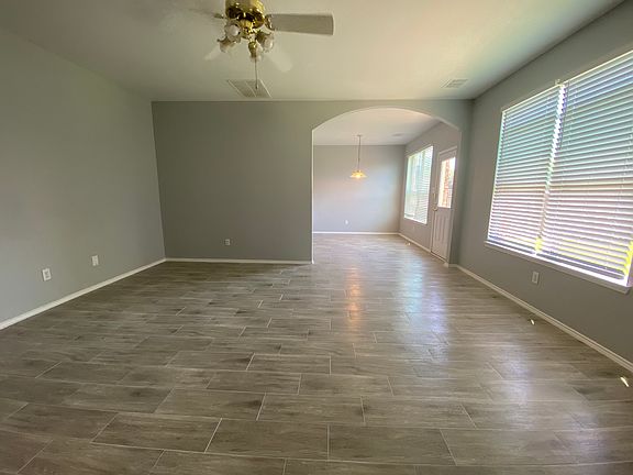 2nd image of 11509 Petunia Dr