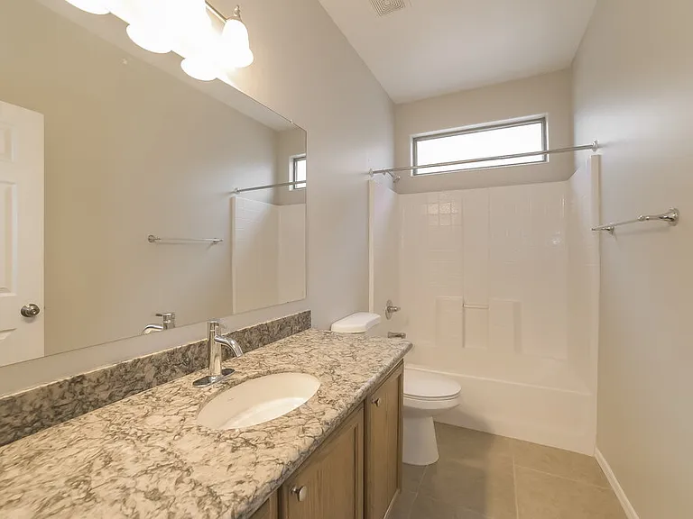 4439 W Apollo Rd — Photo 15