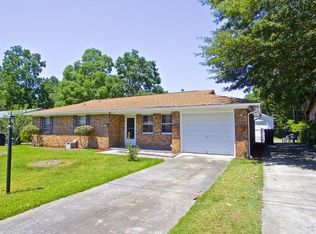 111 Camellia Rd, Goose Creek, SC 29445