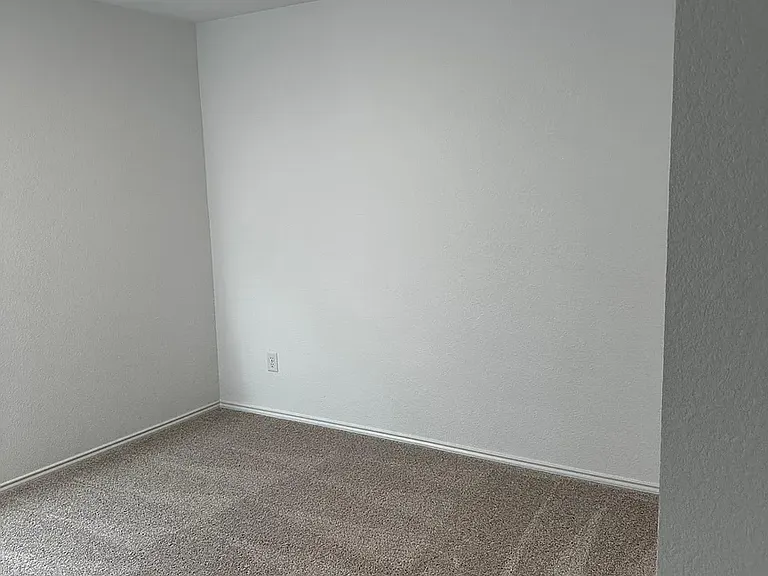 6008 Sumlin Way — Photo 9