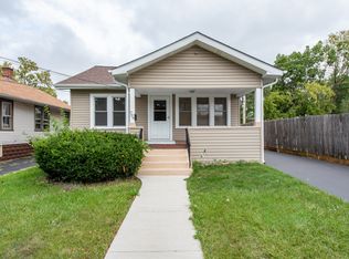 709 N Butrick St, Waukegan, IL 60085
