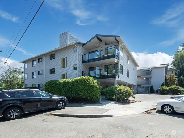 2562 Thorndyke Avenue W #306, Seattle, WA 98199